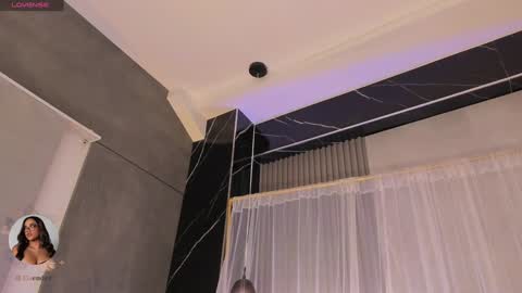   online show from January 2025 09:25:01 PM