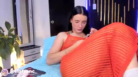 Snapshot of elaia_franc chatting on June 2026 04:26:01 AM Elaia franco online show from June 2026 04:26:01 AM