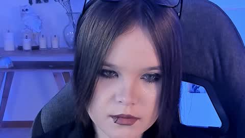 Your sweet girl online show from December 2024 04:39:02 PM