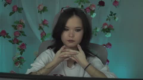 Your sweet girl online show from February 2025 07:27:02 PM