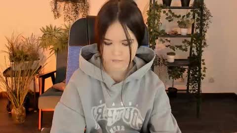 Your sweet girl online show from December 2025 10:36:01 PM