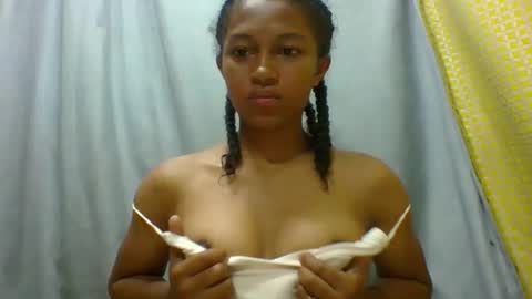 Snapshot of elaliealdy chatting on February 2026 05:27:02 AM elaliealdy online show from February 2026 05:27:02 AM