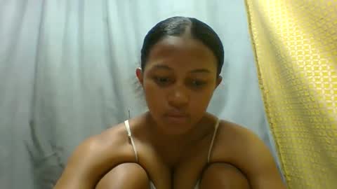 Snapshot of elaliealdy chatting on March 2026 06:02:02 AM elaliealdy online show from March 2026 06:02:02 AM