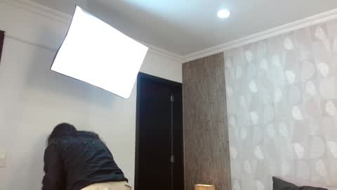 elamurray online show from November 2025 11:21:01 AM