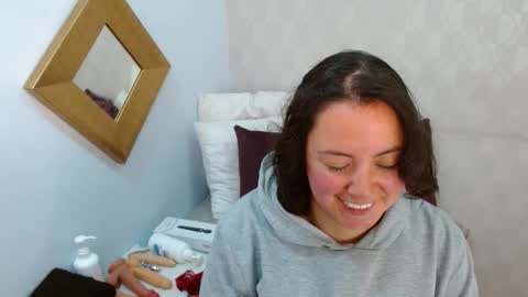 elamurray online show from November 2025 08:08:02 PM