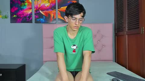 Elan Giralon online show from January 2026 11:41:02 PM