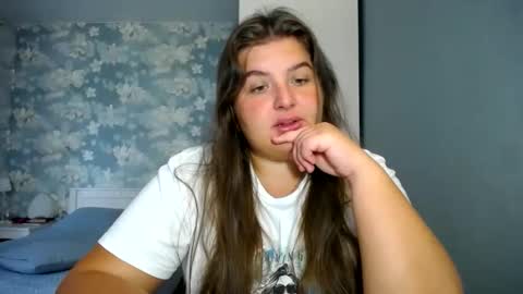 Snapshot of elanis_blair chatting on September 2025 09:11:02 AM Elanis online show from September 2025 09:11:02 AM