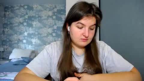 Snapshot of elanis_blair chatting on March 2026 01:03:01 PM Elanis online show from March 2026 01:03:01 PM