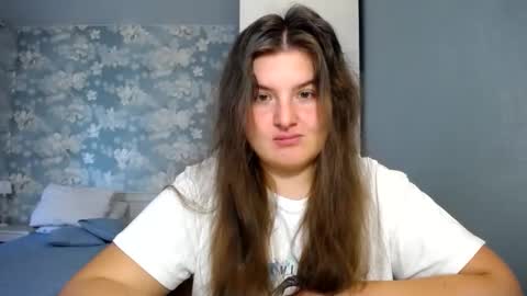 Snapshot of elanis_blair chatting on March 2026 01:49:01 PM Elanis online show from March 2026 01:49:01 PM