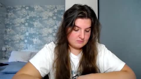 Snapshot of elanis_blair chatting on April 2026 01:41:01 PM Elanis online show from April 2026 01:41:01 PM