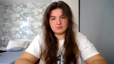 Snapshot of elanis_blair chatting on April 2026 11:26:02 AM Elanis online show from April 2026 11:26:02 AM