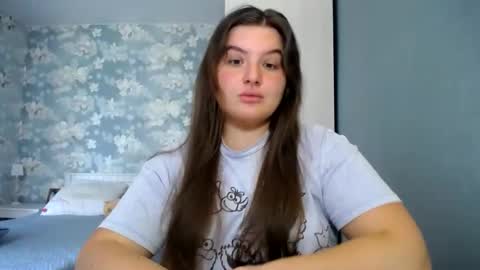 Snapshot of elanis_blair chatting on April 2026 10:28:02 AM Elanis online show from April 2026 10:28:02 AM