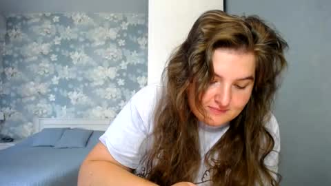 Snapshot of elanis_blair chatting on July 2026 01:50:02 PM Elanis online show from July 2026 01:50:02 PM