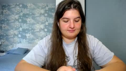 Snapshot of elanis_blair chatting on August 2026 09:01:02 AM Elanis online show from August 2026 09:01:02 AM