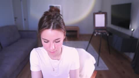 Snapshot of elannand chatting on May 2026 06:32:01 AM ELA 3 online show from May 2026 06:32:01 AM