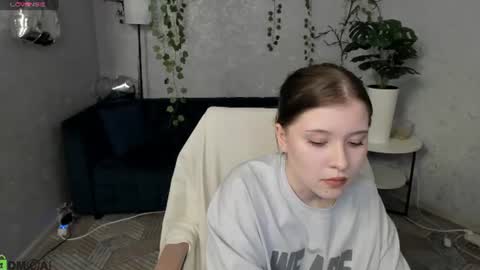 Elly online show from June 2026 12:46:02 PM