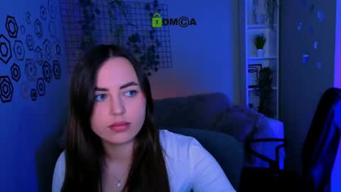 Snapshot of elara_night1 chatting on March 2026 01:04:01 PM Elara online show from March 2026 01:04:01 PM