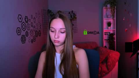 Snapshot of elara_night1 chatting on March 2026 09:09:02 AM Elara online show from March 2026 09:09:02 AM