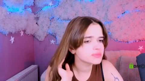 Snapshot of elara_night1 chatting on April 2026 07:27:01 AM Elara online show from April 2026 07:27:01 AM