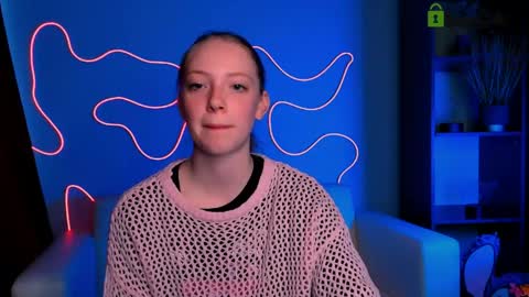 Snapshot of elara_night1 chatting on April 2026 09:25:02 AM Elara online show from April 2026 09:25:02 AM