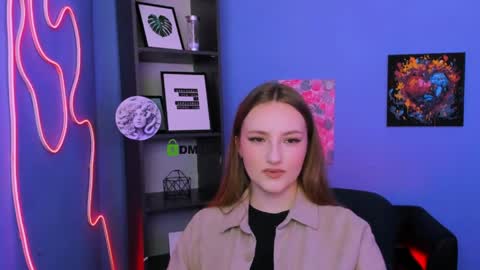 Snapshot of elara_night1 chatting on April 2026 11:12:01 AM Elara online show from April 2026 11:12:01 AM