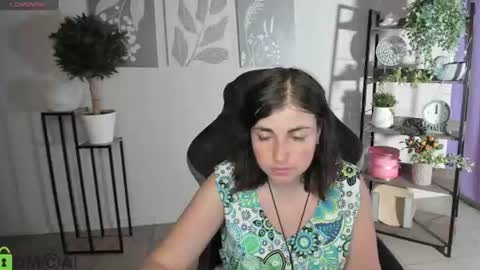 Snapshot of elara_starfall chatting on July 2026 05:23:02 AM Marta online show from July 2026 05:23:02 AM