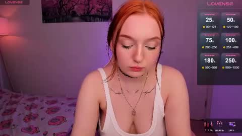 Snapshot of elarahex chatting on June 2026 08:24:01 PM Elara online show from June 2026 08:24:01 PM