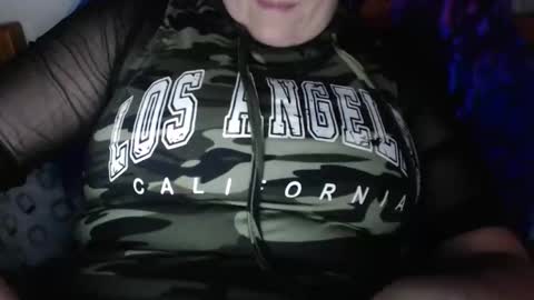 elasticgirl666 online show from October 2025 04:35:01 PM