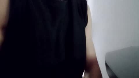 Snapshot of elate444 chatting on April 2026 12:31:01 PM joeeee4 online show from April 2026 12:31:01 PM