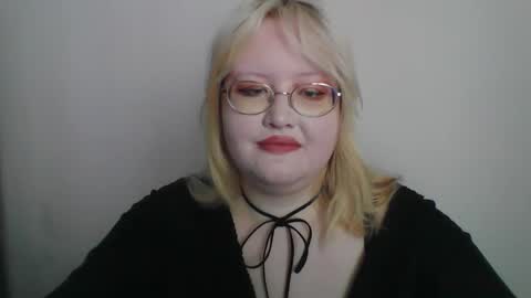 elayne_sweet online show from March 2026 08:20:01 AM