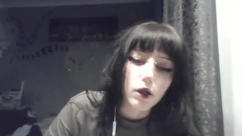 Lia online show from April 2026 05:11:01 PM