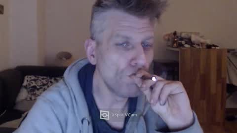 Snapshot of elculiador2207 chatting on December 2024 07:27:02 PM Timm online show from December 2024 07:27:02 PM