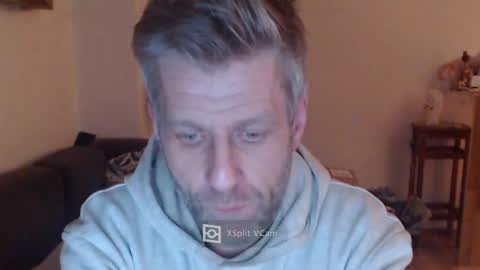 Snapshot of elculiador2207 chatting on January 2025 11:02:02 PM Timm online show from January 2025 11:02:02 PM