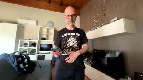 Eldiablo844 online show from April 2026 04:45:01 PM