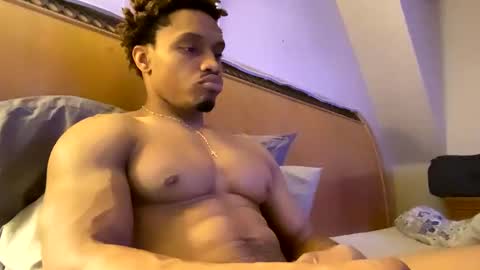 Snapshot of eldisiac chatting on March 2025 04:15:02 AM EL-Disiac online show from March 2025 04:15:02 AM