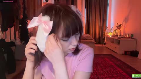 Snapshot of electric_woman chatting on April 2026 02:48:02 PM Aleksa online show from April 2026 02:48:02 PM