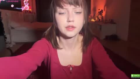 Snapshot of electric_woman chatting on April 2026 06:34:01 PM Aleksa online show from April 2026 06:34:01 PM