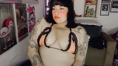 Snapshot of electricsapphire chatting on October 2025 05:54:02 AM Alejandra online show from October 2025 05:54:02 AM