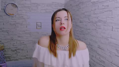 Snapshot of elegant_princess1 chatting on January 2025 01:16:02 AM elegant_princess1 online show from January 2025 01:16:02 AM