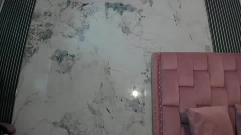 Snapshot of elena_wolff chatting on November 2025 12:05:01 PM elena_wolff online show from November 2025 12:05:01 PM