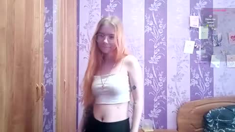 Snapshot of elenacastellani chatting on February 2026 04:32:01 AM Mia online show from February 2026 04:32:01 AM