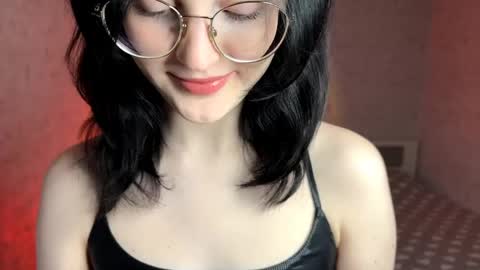 Snapshot of eleniswackhammer chatting on May 2026 09:12:01 PM Annie PVT IS OPEN online show from May 2026 09:12:01 PM