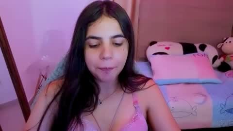 Snapshot of elenna_hotx chatting on March 2026 06:34:02 PM agnes online show from March 2026 06:34:02 PM
