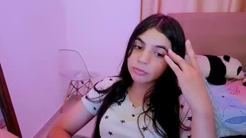 Snapshot of elenna_hotx chatting on April 2026 07:03:02 PM agnes online show from April 2026 07:03:02 PM