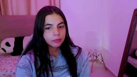 Snapshot of elenna_hotx chatting on May 2026 05:31:02 PM agnes online show from May 2026 05:31:02 PM