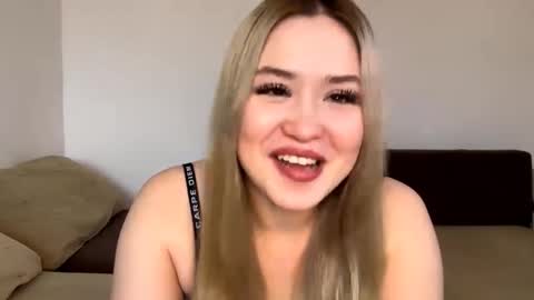 Snapshot of elenoraoberfell chatting on October 2025 05:09:02 AM Agata online show from October 2025 05:09:02 AM