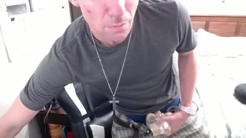 Walker online show from October 2025 07:28:01 AM