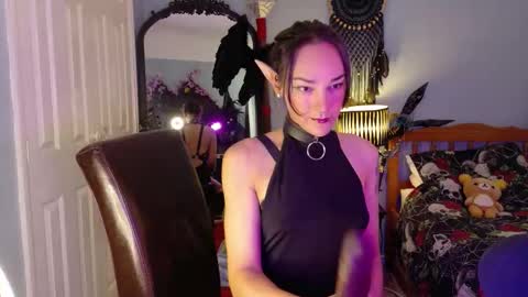 Elf Flavoured online show from November 2025 08:08:02 PM