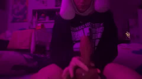 Snapshot of elfspit chatting on May 2026 04:32:02 AM elfspit online show from May 2026 04:32:02 AM