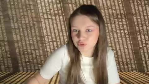 Snapshot of eli_kuper_777 chatting on April 2026 08:33:01 PM eli_kuper_777 online show from April 2026 08:33:01 PM